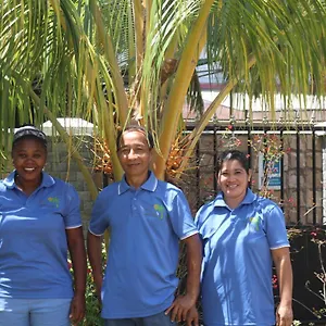 Chez Augustine Апартаменты Baie Lazare (Mahe)